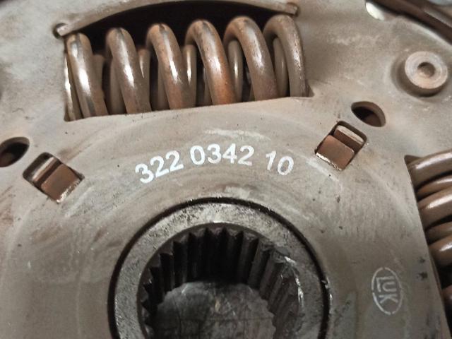 302058324R Kit de embrague  disponible Utrera
