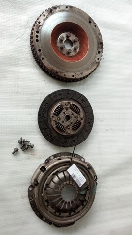 302101852R Renault (RVI)