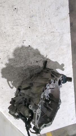 Caja de cambios mecánica, completa Toyota Auris E15