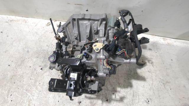 Caja de cambios mecánica, completa Toyota Auris E15