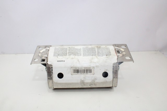 30353979B BMW