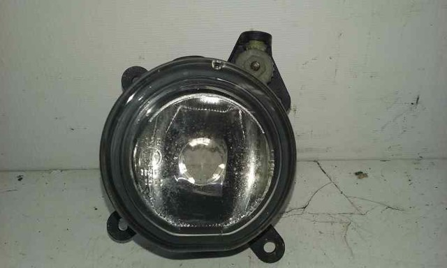 Luz antiniebla izquierda 305060001 BMW
