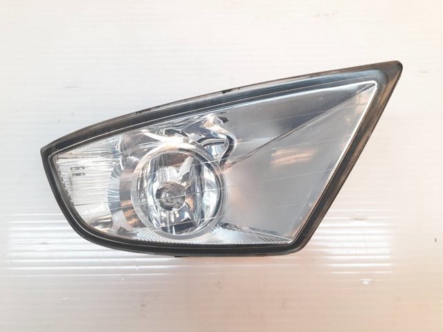 Faro antiniebla derecho 305068002 Ford