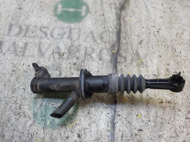 306100018R Cilindro maestro de embrague  comprar en Reus