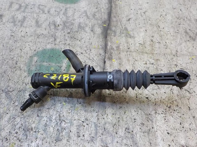 306100018R RENAULT Cilindro maestro de embrague  en stock Córdoba