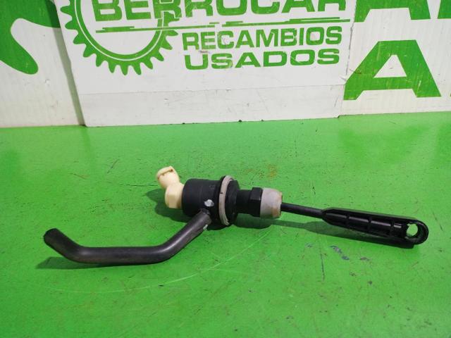 306100394R Cilindro maestro de embrague comprar Almería