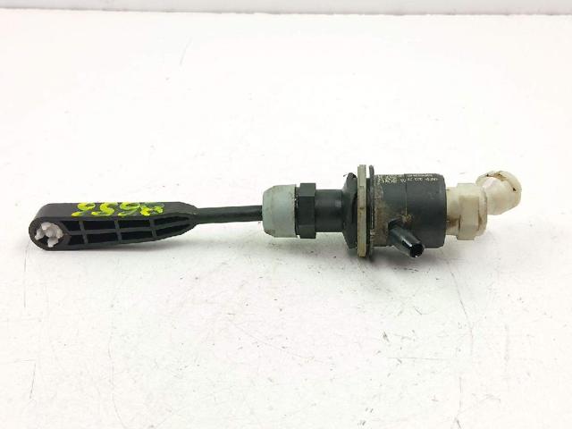 306100394R RENAULT Cilindro maestro de embrague  en stock Gandía