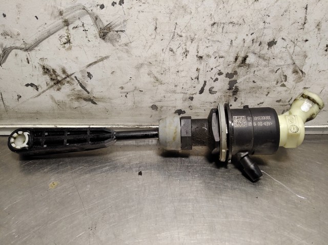 RENAULT 306100394R Cilindro maestro de embrague comprar Tarragona