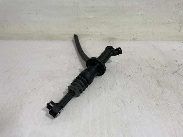 RENAULT 306101808R Cilindro maestro de embrague  disponible Lugo