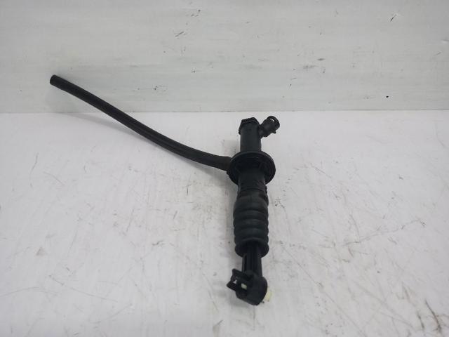 RENAULT 306101808R Cilindro maestro de embrague  disponible España