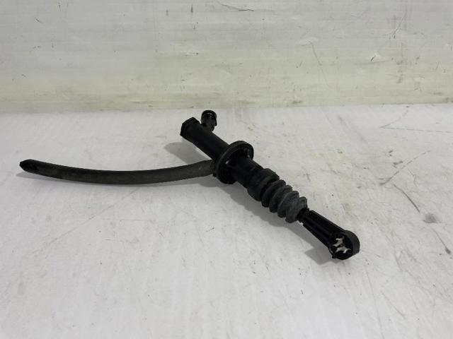 306101808R RENAULT Cilindro maestro de embrague  en stock Gandía