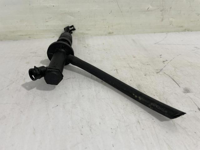 RENAULT 306101808R Cilindro maestro de embrague  disponible Lugo