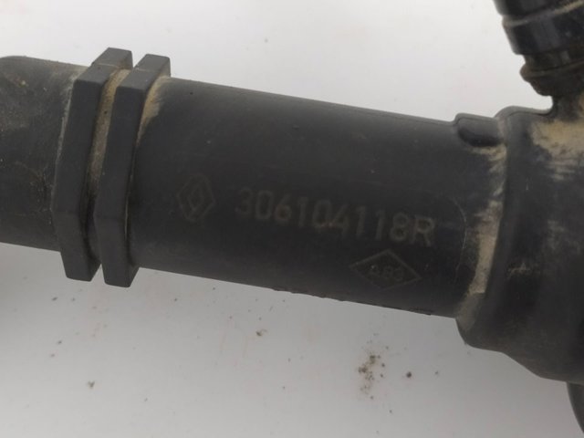 RENAULT 306104118R Cilindro maestro de embrague  en stock Terrassa