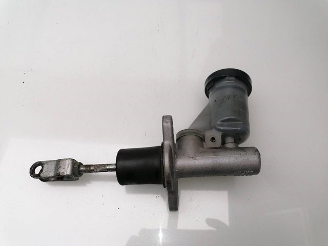 NISSAN 306107F000 Cilindro maestro de embrague  disponible Lugo