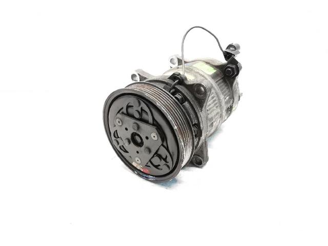 30612618 VOLVO Compresor de aire acondicionado  comprar en Jaén