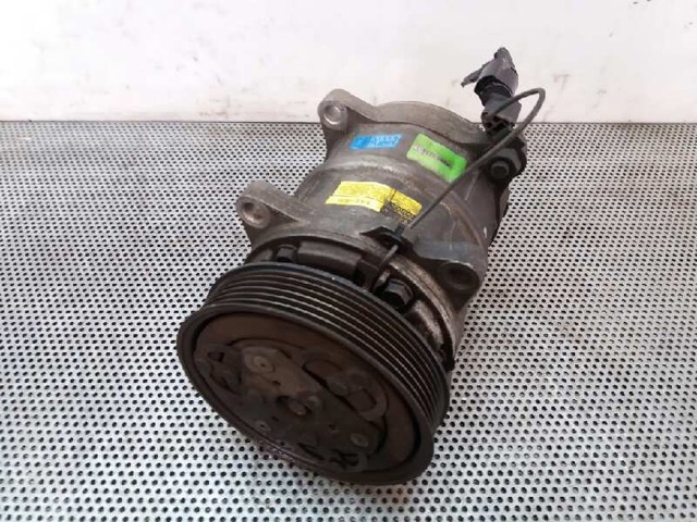 30613408 VOLVO Compresor de aire acondicionado  en stock Gandía