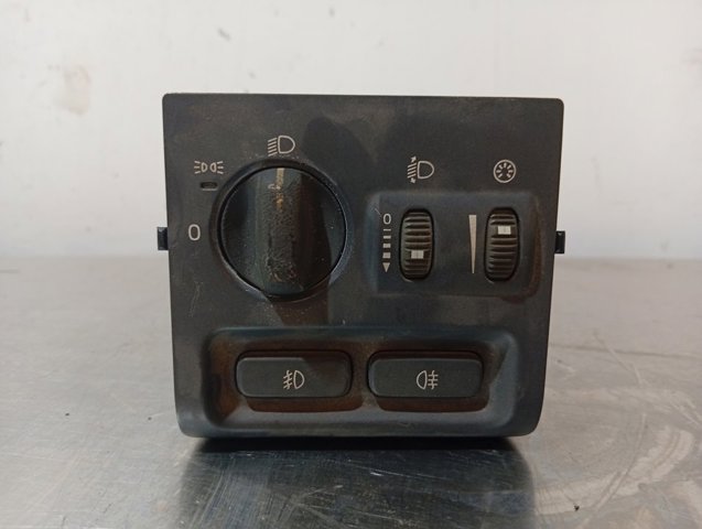 VOLVO 30613945  en stock Valencia