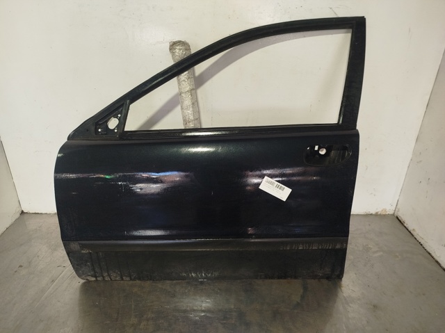 Puerta delantera Volvo V40  (1995-2004)