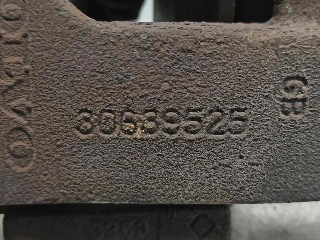 VOLVO 30639525 Pinza de freno trasera derecha  comprar en Ponferrada