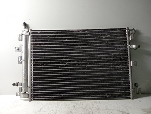 VOLVO 30648953 Condensador aire acondicionado comprar Pamplona