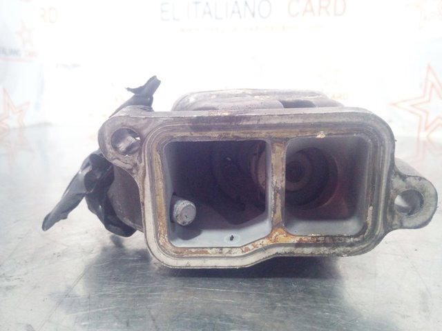 Caja termostato 30650469 VOLVO