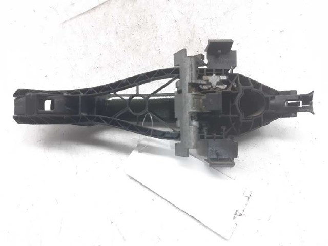 VOLVO 30663866 Soporte de manija exterior de puerta delantera derecha  disponible Lugo