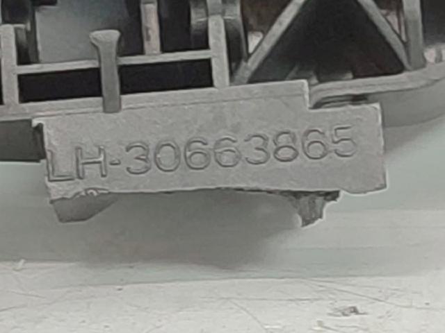 30663866 VOLVO Soporte de manija exterior de puerta delantera derecha comprar Bilbao