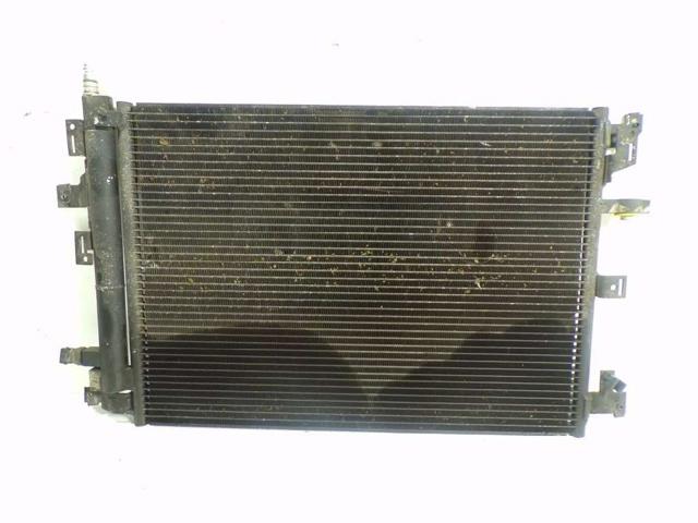 30665563 VOLVO Condensador de aire acondicionado  disponible Ourense
