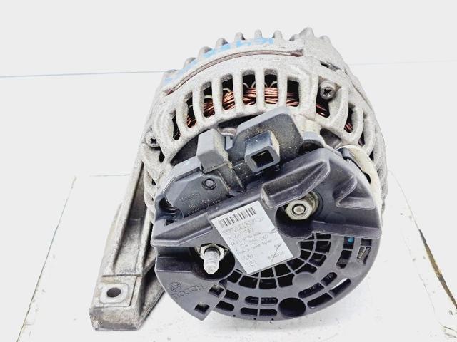 VOLVO 30667787 Alternador  en stock Salamanca