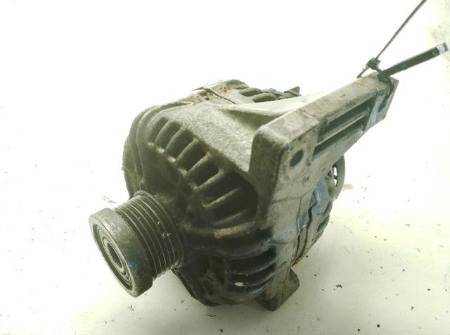 30667788 Alternador  disponible Utrera