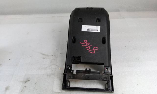 30672565 Embellecedor de la consola central  disponible Málaga