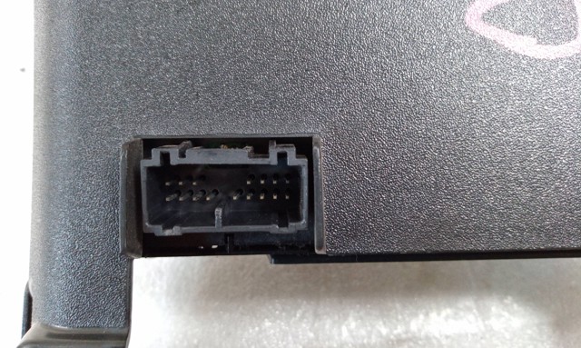 30672565 VOLVO Embellecedor de la consola central  comprar en Jaén