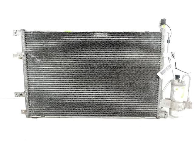 30676602 Condensador aire acondicionado  en stock Granada