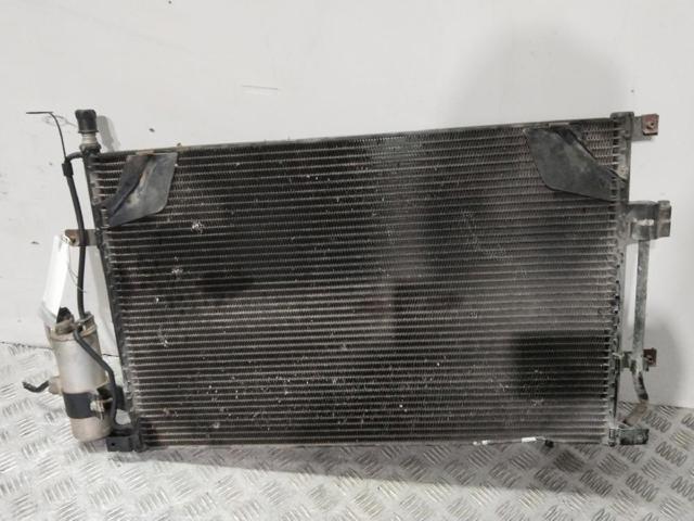 VOLVO 30676602 Condensador aire acondicionado  en stock Salamanca