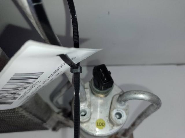 30676602 VOLVO Condensador de aire acondicionado  disponible Ourense