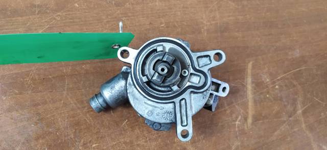 30677904 Bomba de vacío  en stock Granada