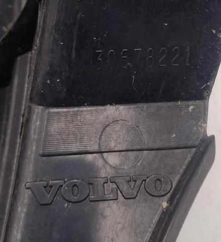 VOLVO 30678221 Piloto trasero derecho superior comprar Pamplona