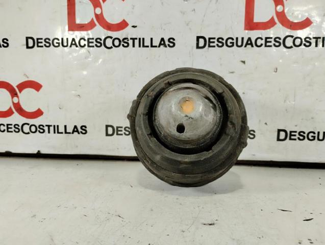 VOLVO 30680751 Soporte delantero del motor  disponible Valladolid