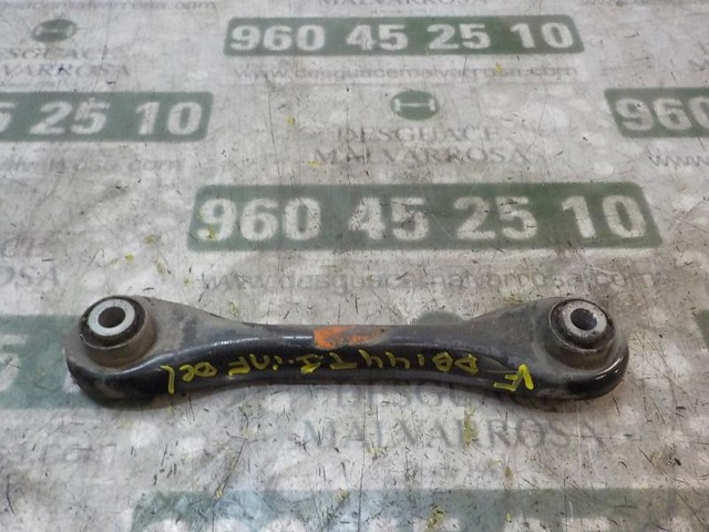 VOLVO 30683067 Brazo transversal de suspensión trasera  en stock Valencia