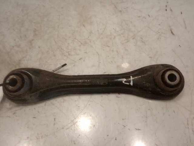 30683067 VOLVO Brazo transversal de suspensión trasera  disponible Ourense