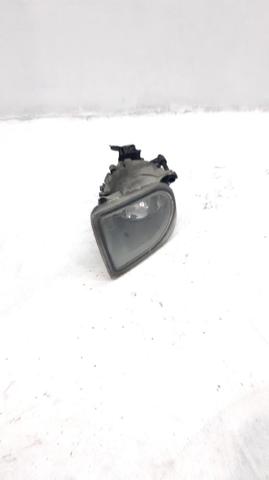 VOLVO 30698630 Faro antiniebla derecho  comprar en Ponferrada