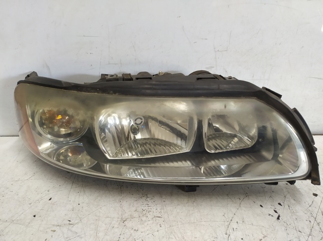 Luz derecha Volvo XC70  (2000-2007)