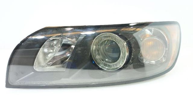 VOLVO 30698873 Faro derecho  en stock Valencia