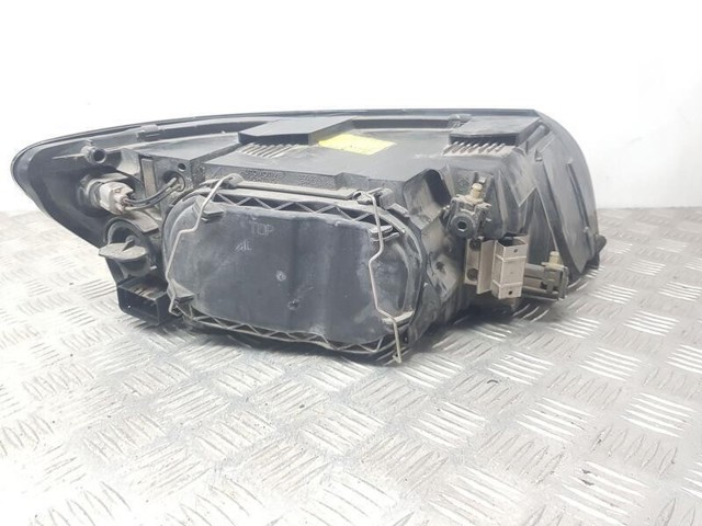 30698873 VOLVO Faro derecho  comprar en Jaén