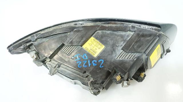 30698873 VOLVO Faro derecho  en stock Córdoba