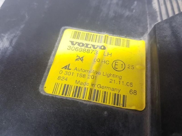 30698873 Faro derecho  disponible Utrera