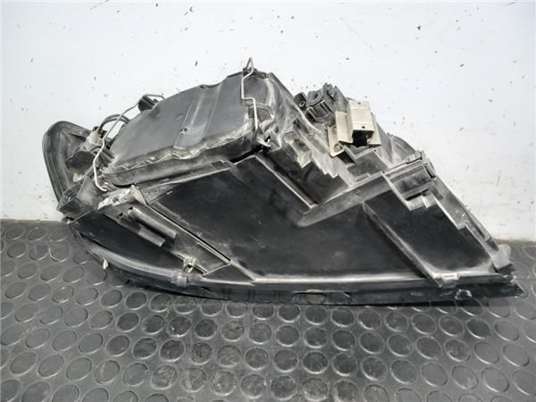 30698885 Faro izquierdo  en stock Sabadell