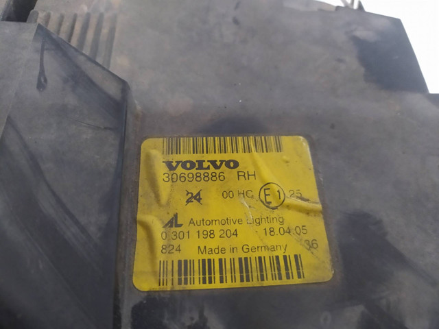 30698886 VOLVO Faro derecho  en stock Huelva