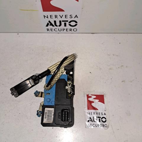 30699746 VOLVO Cerradura de puerta delantera izquierda  comprar en Jaén