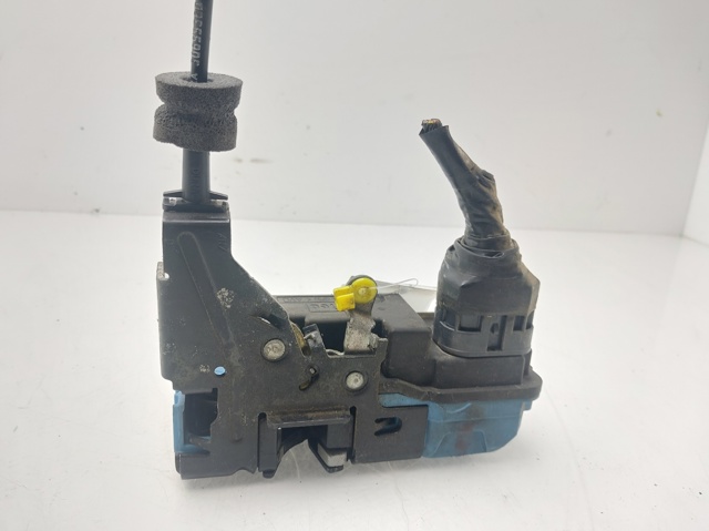30699748 VOLVO Cerradura de puerta delantera derecha comprar Alcalá